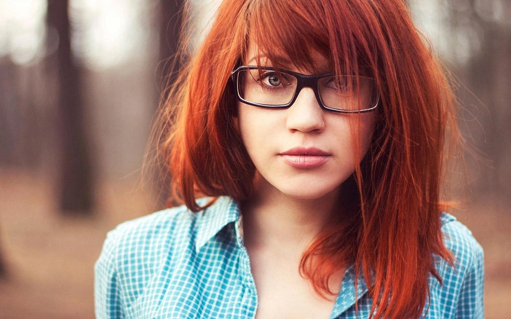 Cute Redhead In Glasses Sexy Naked Redhead